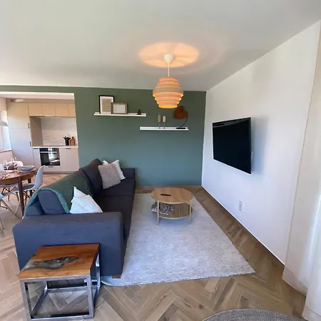 Seenland-studio I 75 Qm I Boxspringbett I Garten I Luxus-bad