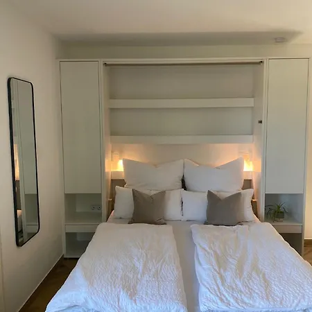Seenland-studio I 75 Qm I Boxspringbett I Garten I Luxus-bad