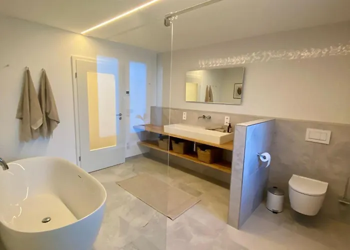 Seenland-studio I 75 Qm I Boxspringbett I Garten I Luxus-bad *