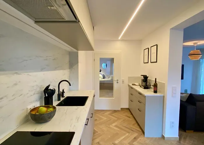 Seenland-studio I 75 Qm I Boxspringbett I Garten I Luxus-bad